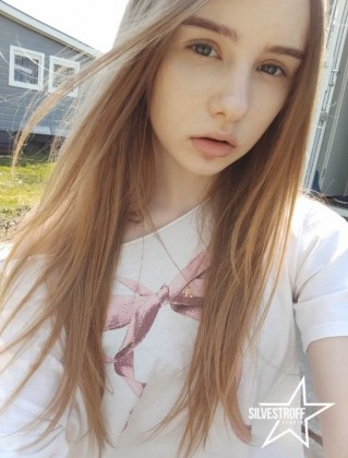 Альона Сімонова