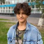 Назар Ефросинин Назар Ефросинин