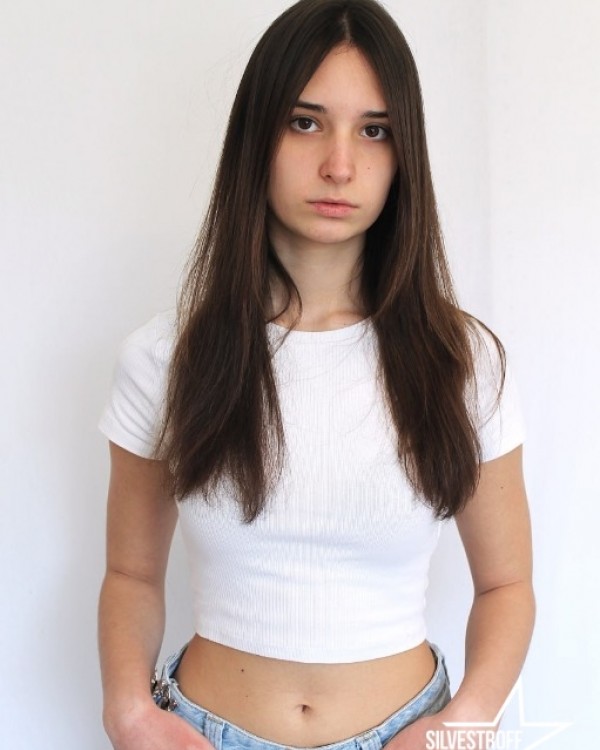 Арина Романенко