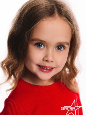 Емілія Карташова