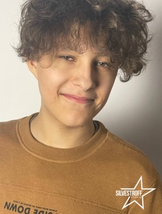 Олег Савельєв Олег Савельєв