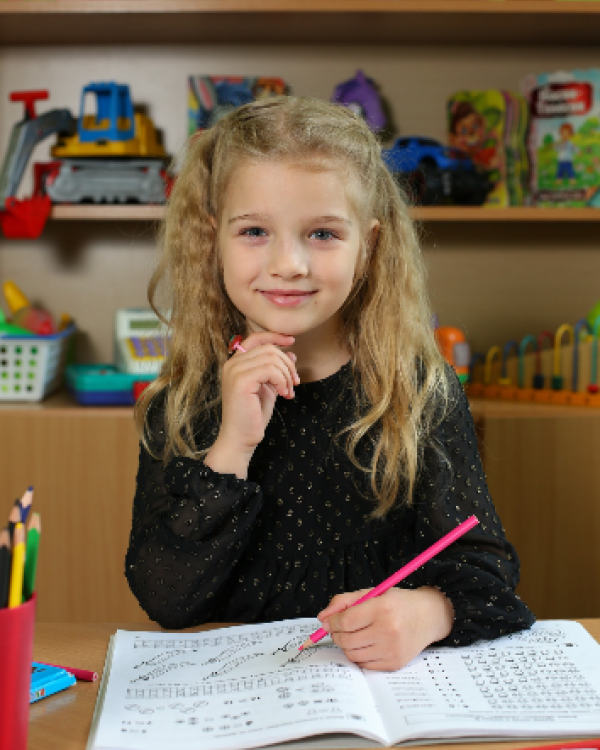 Москаленко Кіра Москаленко Кіра