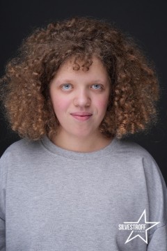 Аріна Лаврентьєва Аріна Лаврентьєва