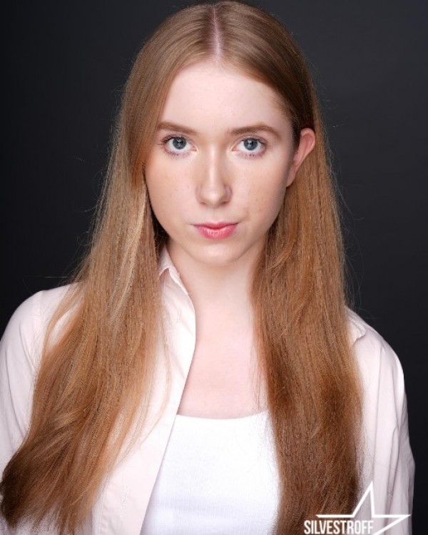Еліна Воропінова Еліна Воропінова